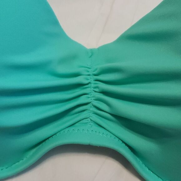 Victoria Secret turquoise bikini top - Picture 5 of 5